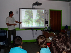 Thomas Houet, intervenant en classe de CE2/CM1 (2014) EDD4